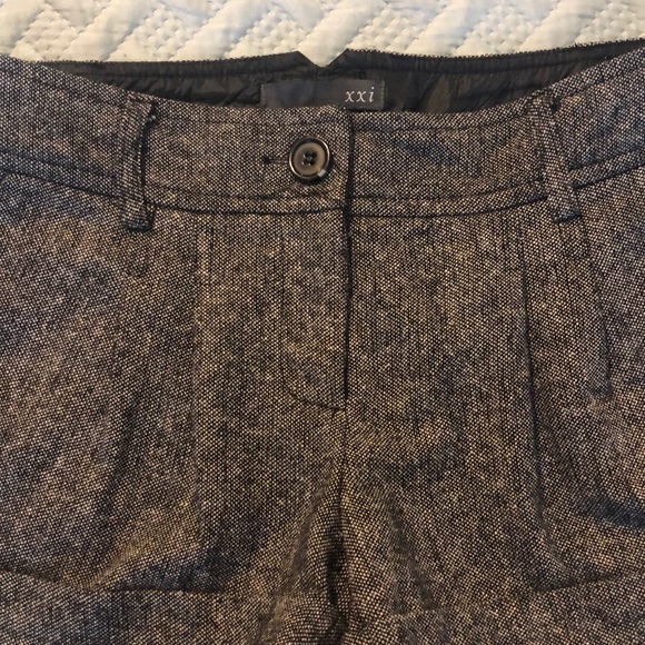Wool Blend Shorts - Picture 4 of 6